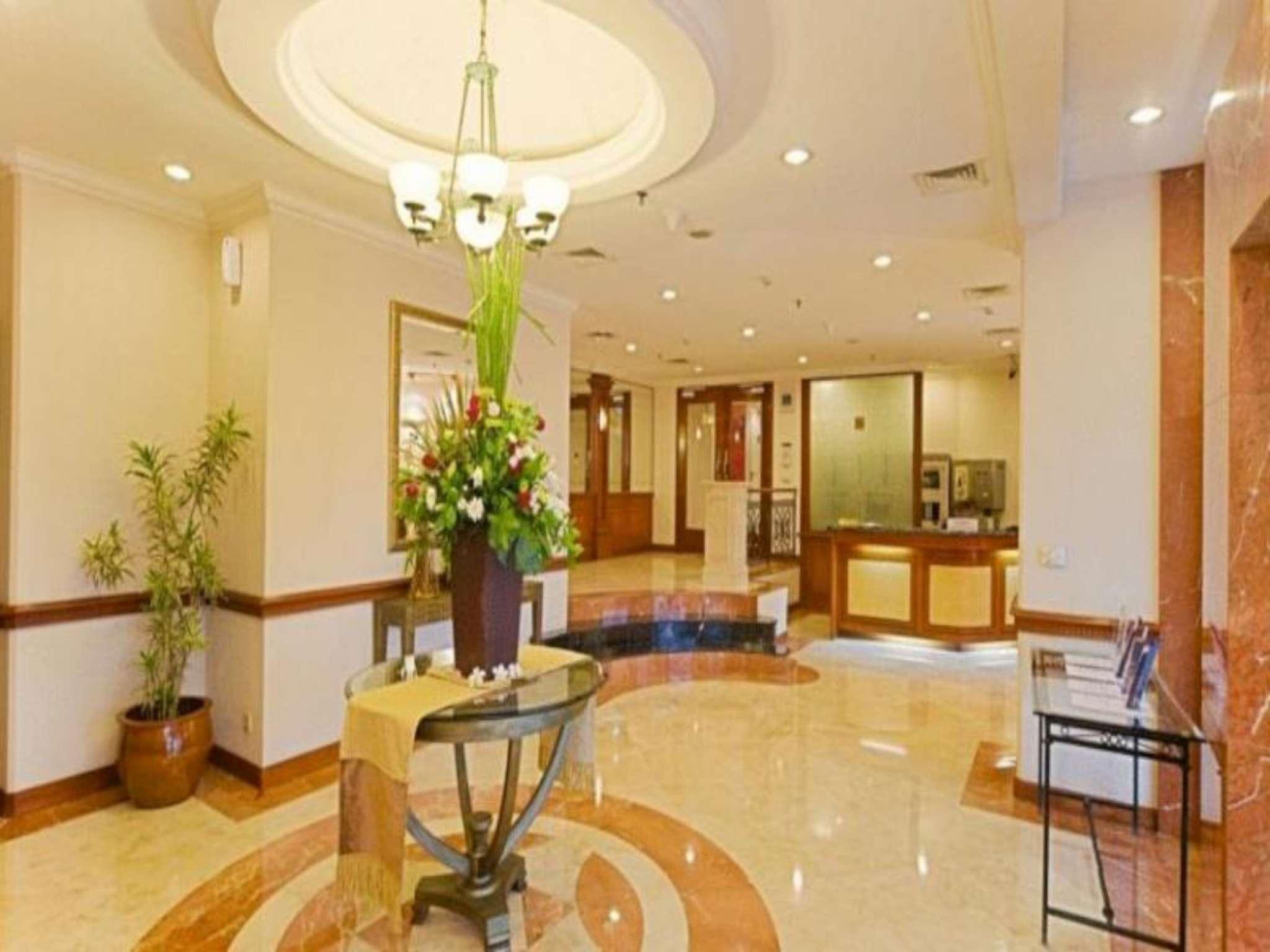 The Residences at Puri Casablanca Yakarta Exterior foto