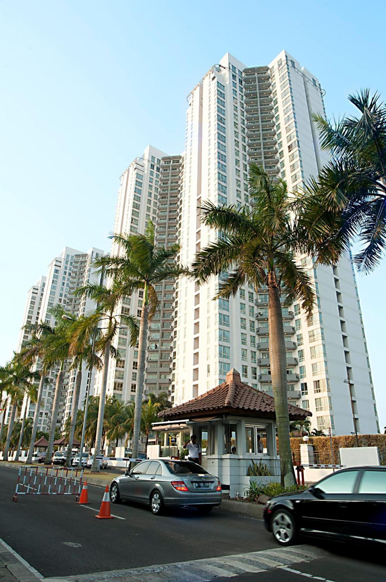 The Residences at Puri Casablanca Yakarta Exterior foto